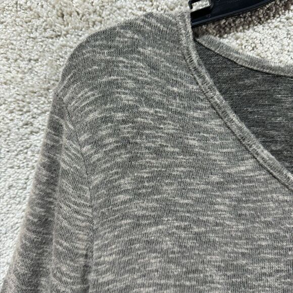 Soft Surroundings Tunic Top Women's Medium Gray V-Neck Sharkbite Hem Long Sleeve - Picture 5 of 9
